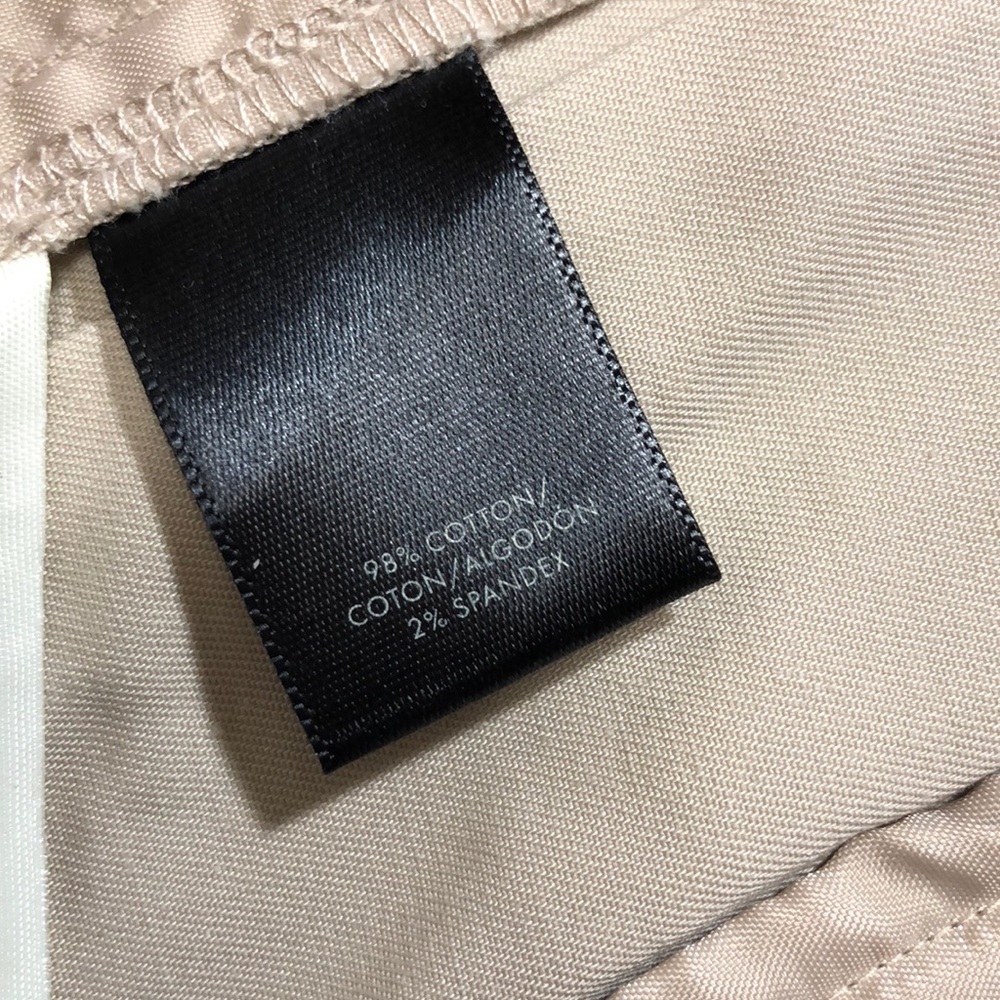 Ann Taylor Devin Fit Boardwalk Short - Picture 6 of 8